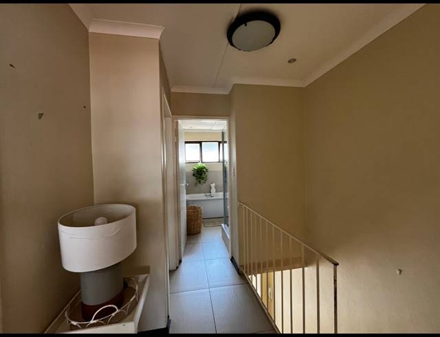 3 BEDROOM FLAT FOR SALE IN GLENWOOD